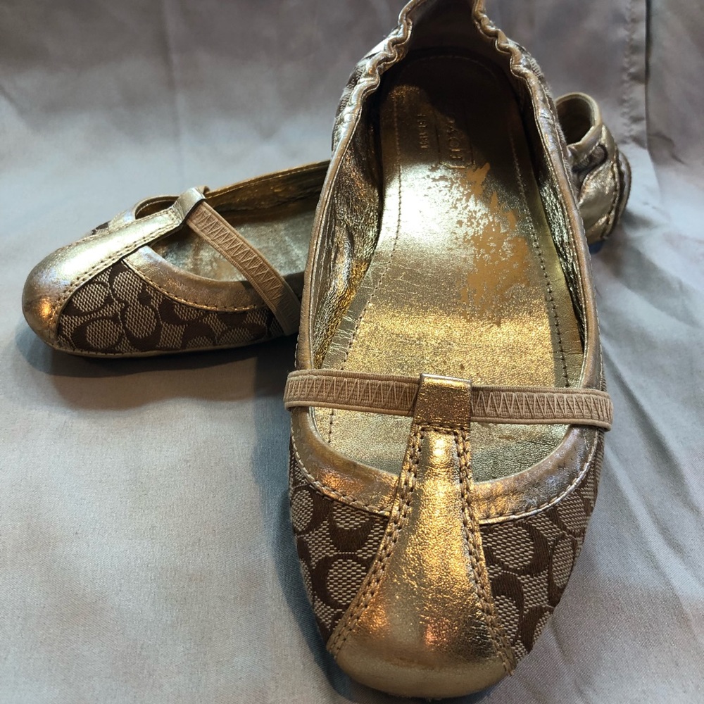 Coach ballet flats